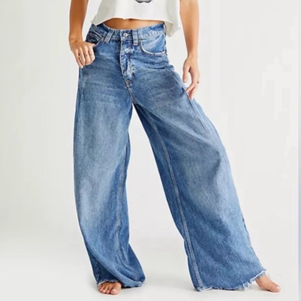 We The Free Old West Slouchy High Rise Wide Leg Women's Blue Jeans Size 29